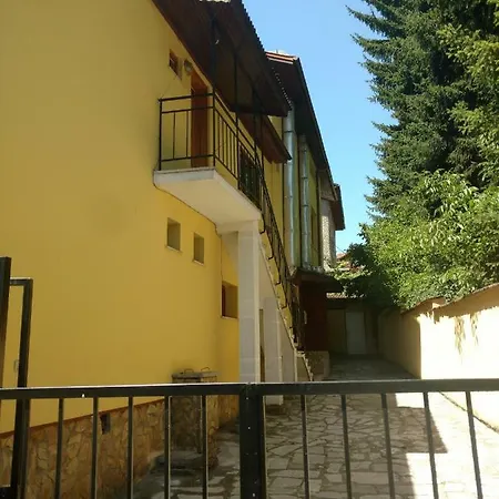 Guest house Вила Любляна